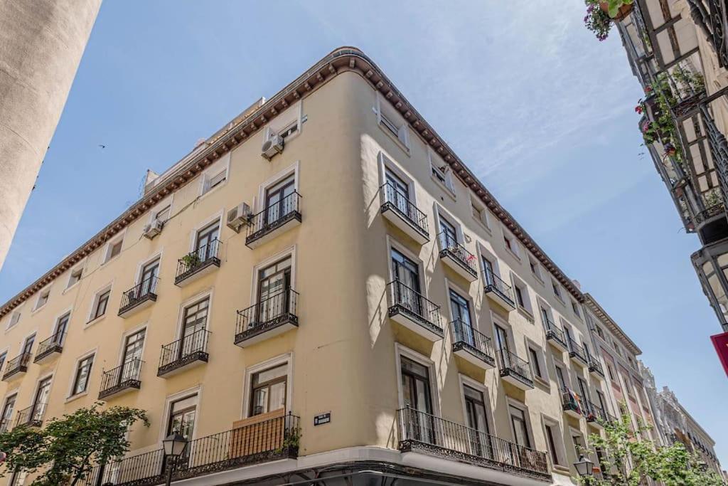 Modern Apartment In Chueca Inf3Iz4 Madrid Exterior foto